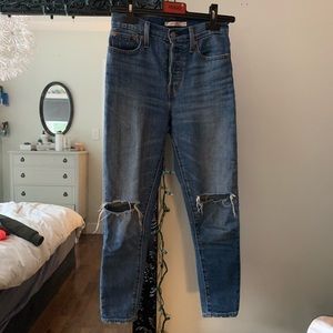 Levi’s ripped wedgie fit skinny